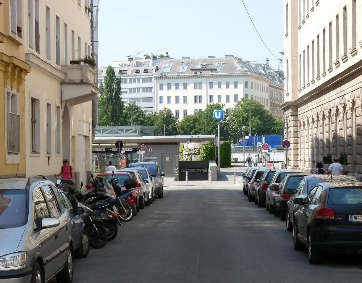 Ferienwohnung Marie Vienne